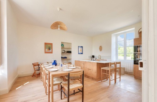 Pleboulle Chalet De Esquí | Casa familiar para 12 adultos y 2 niños