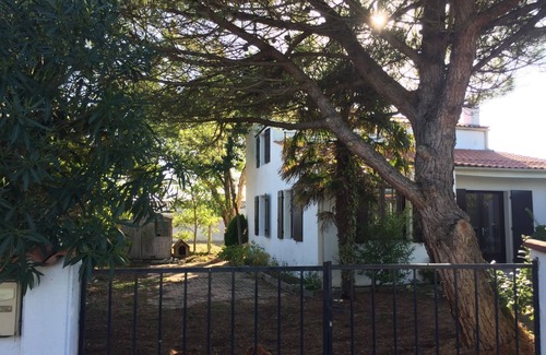 La Bree-les-Bains Casa | Family house with garden, 400m from the beach