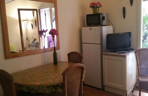 Bastide Giraud Casa | Casa familiar 3 habitaciones Piscina Aparcamiento Wifi 2 kms Mar Villeneuve Loubet