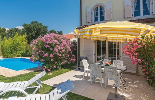 Cervar Cabaña | Casa de vacaciones rodeado de olivos en las proximidades de la playa