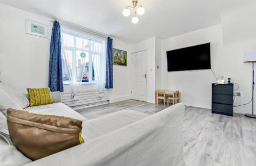 Elthorne Apartamento | Family House in the Heart of Hanwell with 5 stars!