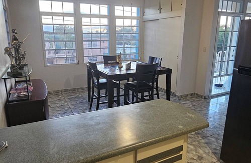 Guanajibo Casa | Casa Familiar en la zona oeste. 3h 2b.