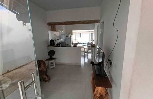 Prado Casa | Family House: LED Pool with Hydromassage, 16 Beds and Beach 280m away – Alcobaça BA.