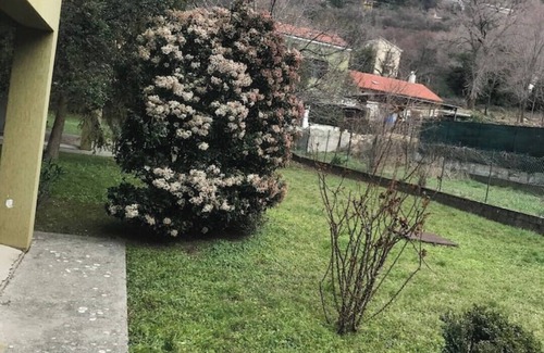 San Giovanni-Chiadino-Rozzol Apartamento | Family House near Suban Restaurant