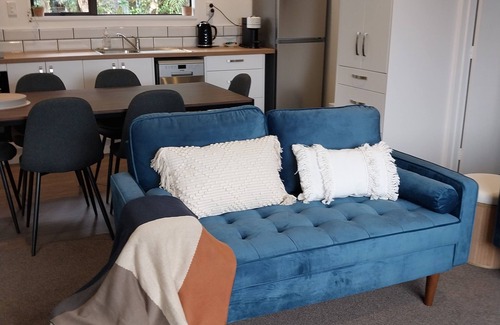 Franz Josef Glacier Casa | Family House in the centre of Franz Township