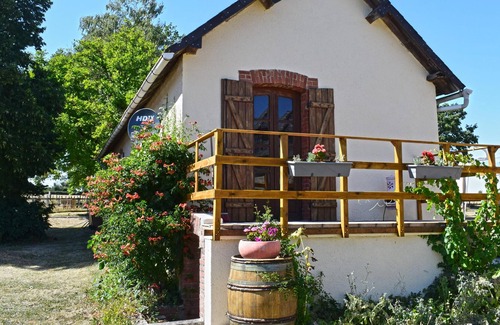 Marcheseuil Casa | Family house with swimming pool on a small holiday estate