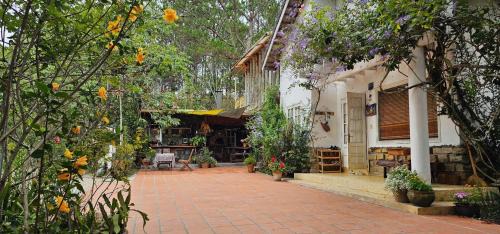 Da Lat Casa | Family house - stay on pine hill Dalat