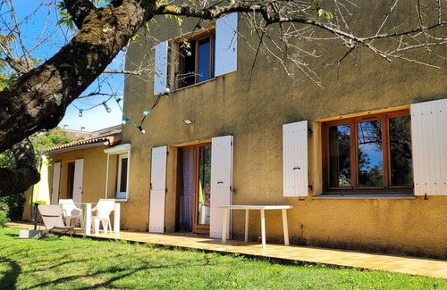 Chateauvert Casa | Family house with pool and garden in Drome
