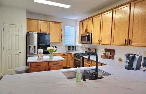 Elk Grove Casa | Family & kids Home for Non-Smoking guests