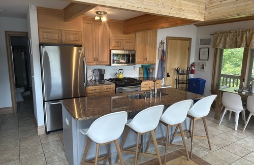 Bloomingdale Casa | Family + Lake + Pickle = MEMORIES