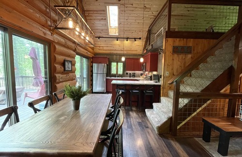Danbury Cabina | Family Log Cabin - Lake, Golf, Pool, Hike, Ski-ATV & Game Room - Northwoods WI