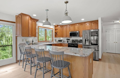 St. Leonard Casa | Family Luxury: 5BR, GameRm, MovieRm, Kayaks, PingPong, Fire Pit, Beach