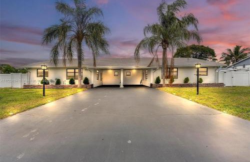 Lantana Apartamento | Family Luxury Rentals - 1111