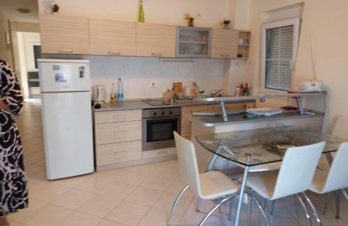 Rafajlovici Apartamento | Family Nest Rafailovići