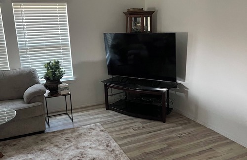 Clodine Casa | Family Oasis in Richmond - 4BR, 2 Bath, Fast WiFi & More
