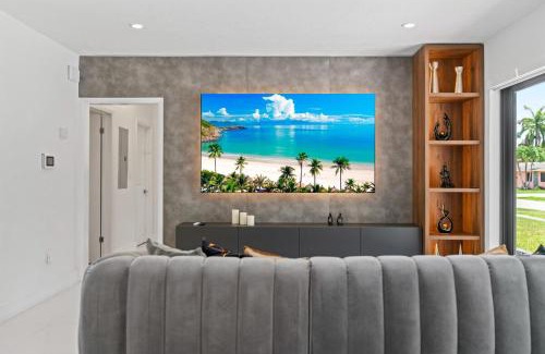Cutler Bay Casa | Family Oasis Pool, Billiards and More L88