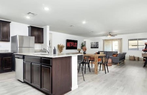 Casa Grande Casa | *Family Oasis*Shuffleboard*Backyard*Arcade*Garage*