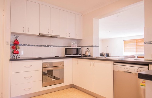 Geographe Casa | Family Oasis – Spacious 4BR in Busselton