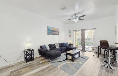 Regal Palms Casa | Family Palms Place