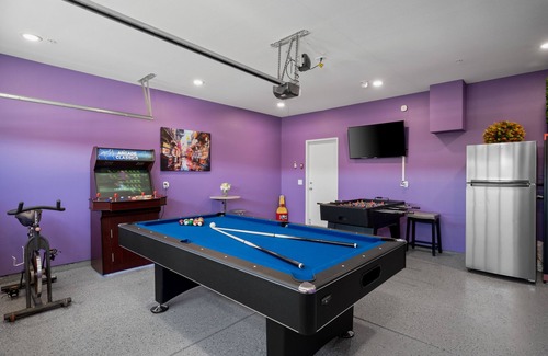 Desert Hot Springs Casa | Family Paradise SaltWaterPool Spa EV Charger Game Room Fire pit Poker Table