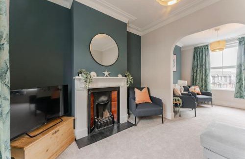 Hopton Casa | Family & pet Friendly, Stylish & Spacious Beach House