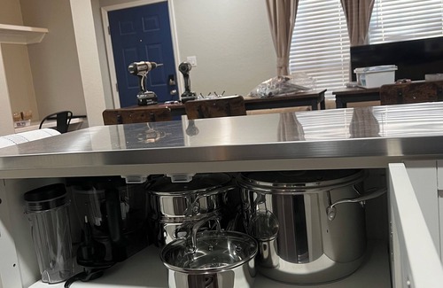 Auburn Condominio | Family & Pet Friendly, Location Style & Comfort *4BR/2BA Walk To Everything
