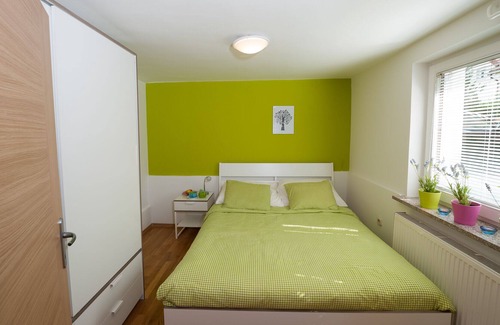 Siska District Apartamento | Lugar familiar, ubicación verde, estacionamiento, wifi