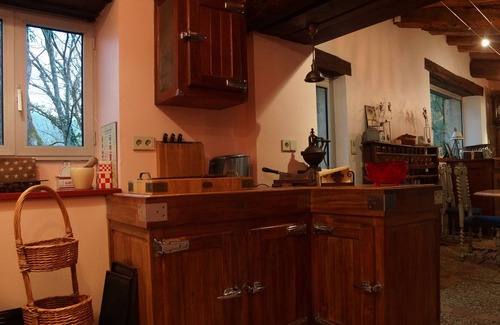 Mauzens-et-Miremont Casa | Propiedad familiar en Dordoña en un entorno paisajístico inglés con piscina