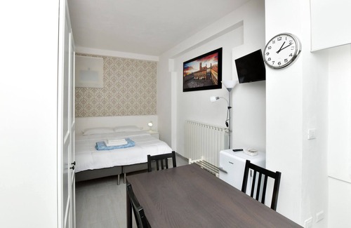 San Lazzaro di Savena Casa | Familiar-Confortable-Baño Privado-Camera Familiare