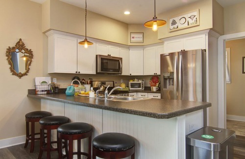 Michigan City Casa | Retiro familiar * Beachwalk * Grill * AC * WiFi gratis * Mesa de billar * Bicicletas * Grill * Baby Equip