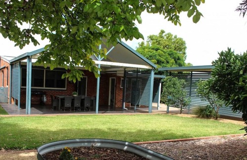 East Tamworth Otro | Family Retreat East Tamworth