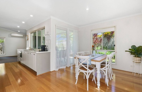 Caloundra Casa | Family Retreat, Fenced Yard, Pet-friendly