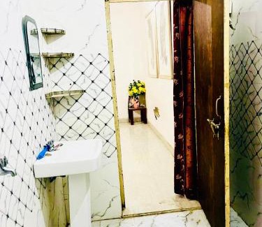 Allahabad Casa | Family Retreat