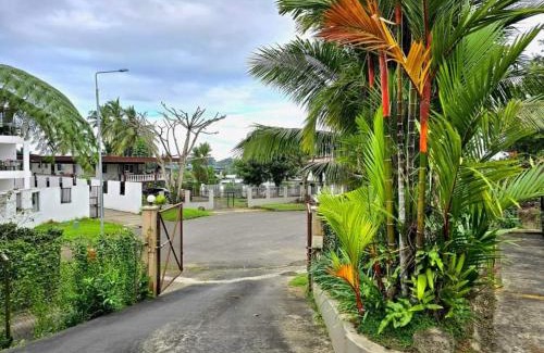 Suva Apartamento | Family Retreat in Suva, Swimming Pool, Free Wifi & Parking