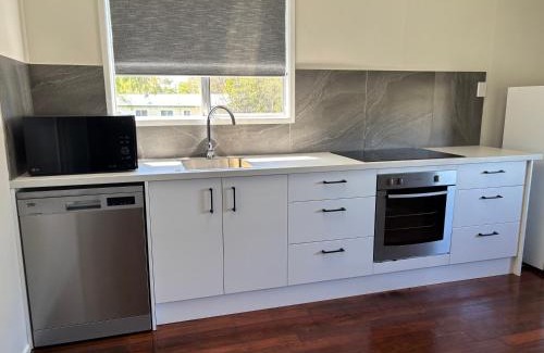 Caboolture Casa | Family retreat near Caboolture Hospital
