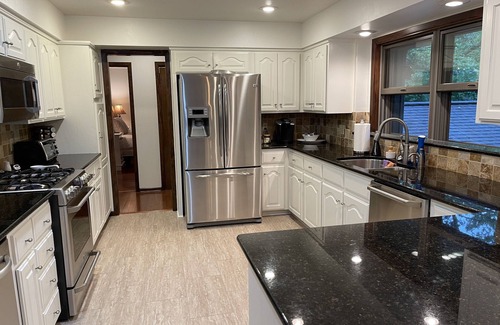 Eden Isle Casa | Family Retreat on Eden Isle Sleeps 12+ with 2 golf carts 4500 sq. ft.