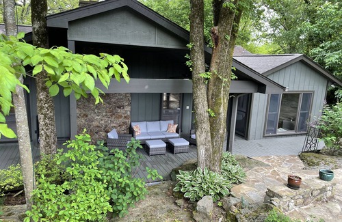 Eden Isle Casa | Family Retreat on Eden Isle Sleeps 12+ with 2 golf carts 4500 sq. ft.