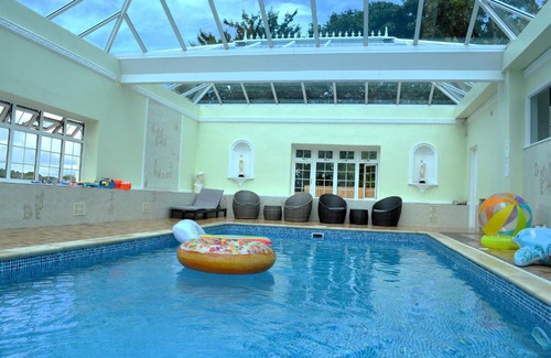 Caergwrle Casa | Family Retreat or Romantic Break