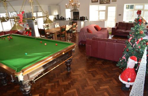 Caergwrle Casa | Family Retreat or Romantic Break