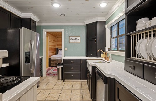 Broken Bow Casa | Family Retreat, outdoor oasis, game room