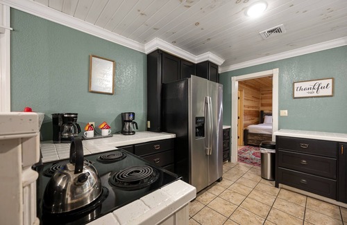 Broken Bow Casa | Family Retreat, outdoor oasis, game room