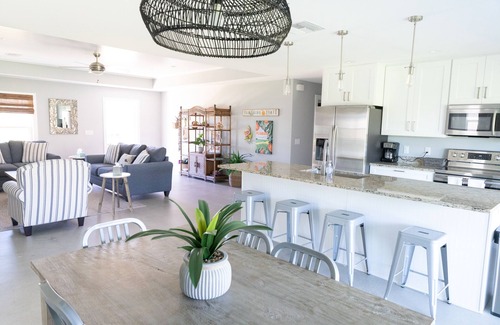 Sebastian Highlands Casa | Family Retreat South