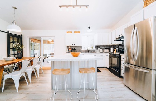 Fennville Casa | Family retreat w/ pool, fire pit & game room. Near Saugatuck, wineries & beach!