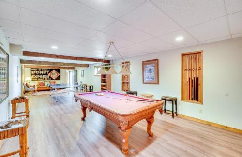 Berryville Casa | Family Retreat with Deck Near Appalachian Trail!
