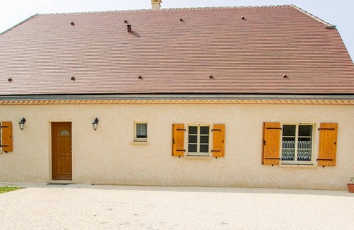 Sainte-Orse Cabaña | Casa nueva con terraza, cerca de atracciones turísticas y naturaleza