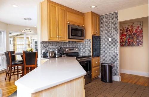 Vesta Casa | Family reunion/Movie theater/Hot Tub w/fresh water/Sleep 16/20% off 3rd night