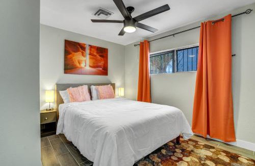 North Las Vegas Casa | Family Reunion, Remodeled, King Beds, X-box, Desks
