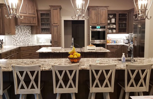 West Salem Casa | Family Reunion Waterfowl Retreat