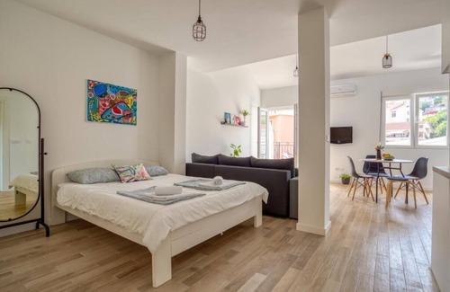 Golubovina Apartamento | Family Rooftop Apartment Magi Budva