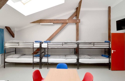 Guben Hostal | Shared room (own shower; toilet on the same floor) (up to 12 p.), 11 - Hostel in Guben